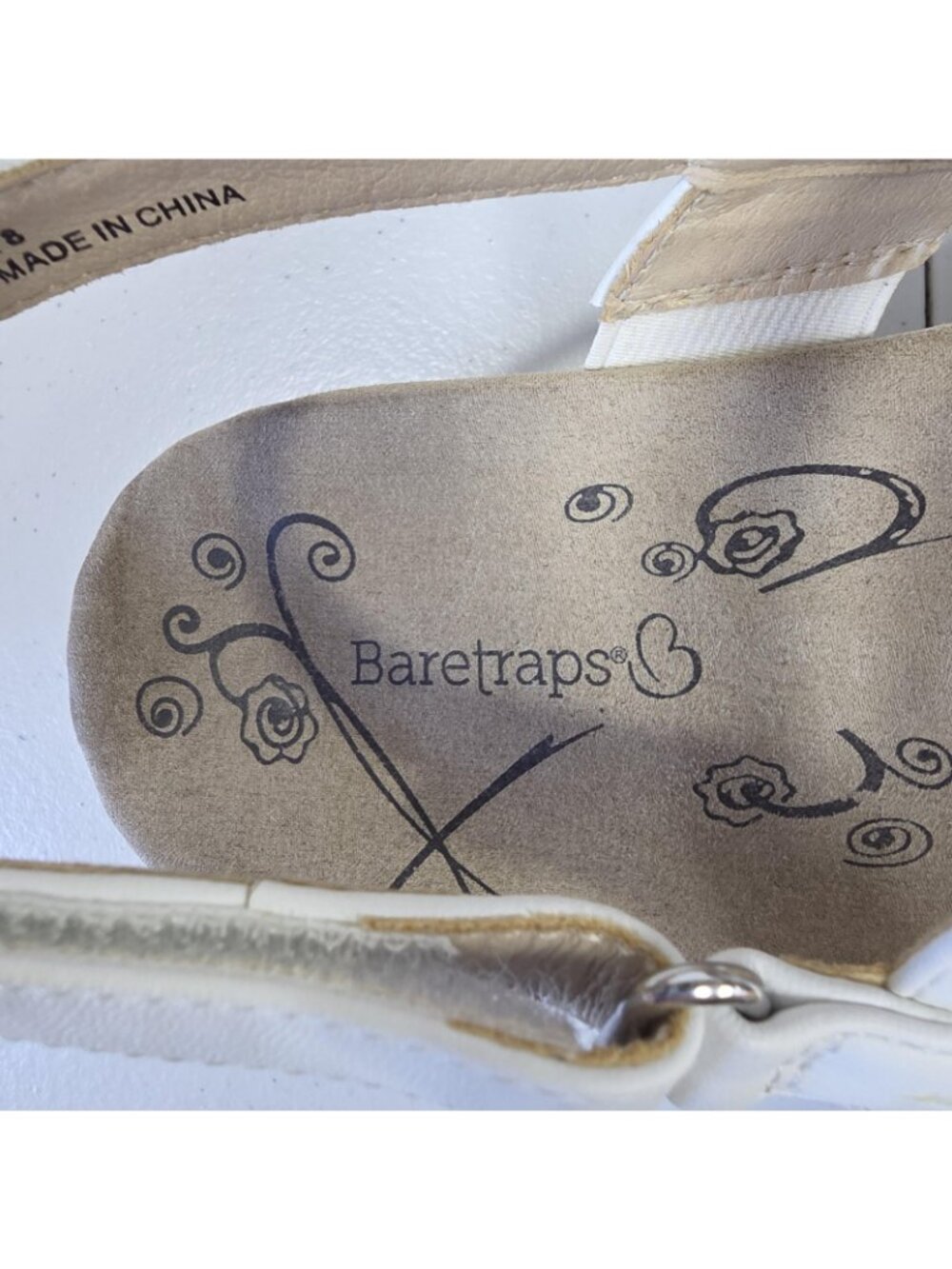Baretraps Sandals Womens Size 8 White Jerie Strappy Slingback Comfort Wedge - Picture 7 of 9